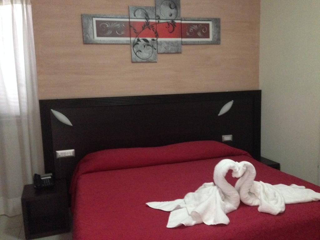 Hotel La Rosetta Scauri Scauri  Zewnętrze zdjęcie