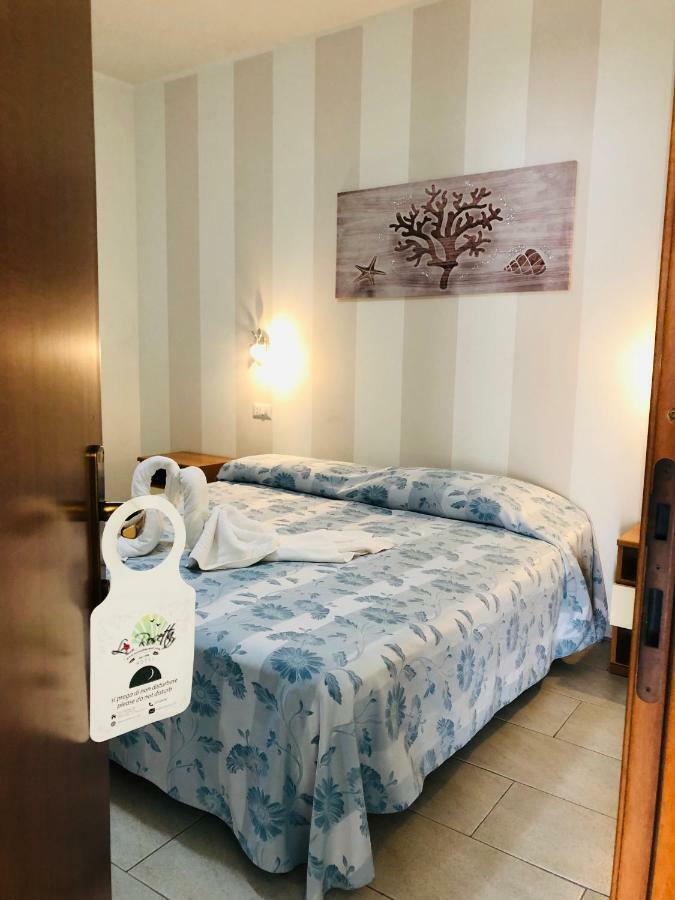 Hotel La Rosetta Scauri Scauri  Zewnętrze zdjęcie